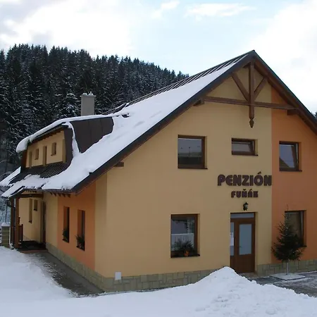 بيت ضيافة Funak أوسكادنيكا